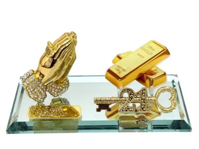 PER56 BRICKS AND PRAYING HANDS KEY